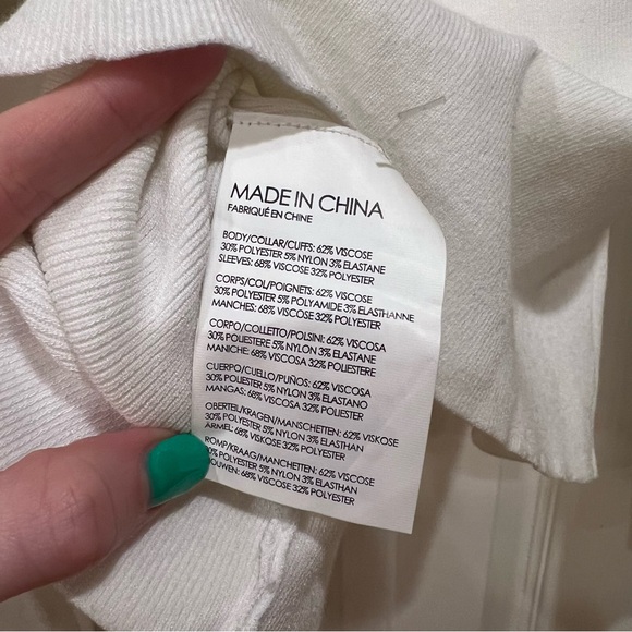 Club Monaco White Griga Sweater Chandails Off Shoulder Puffed sleeve SZ M - Picture 4 of 6